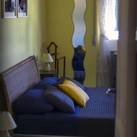 L'andirivieni Bed & Breakfast *