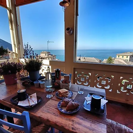 L'andirivieni * Camogli